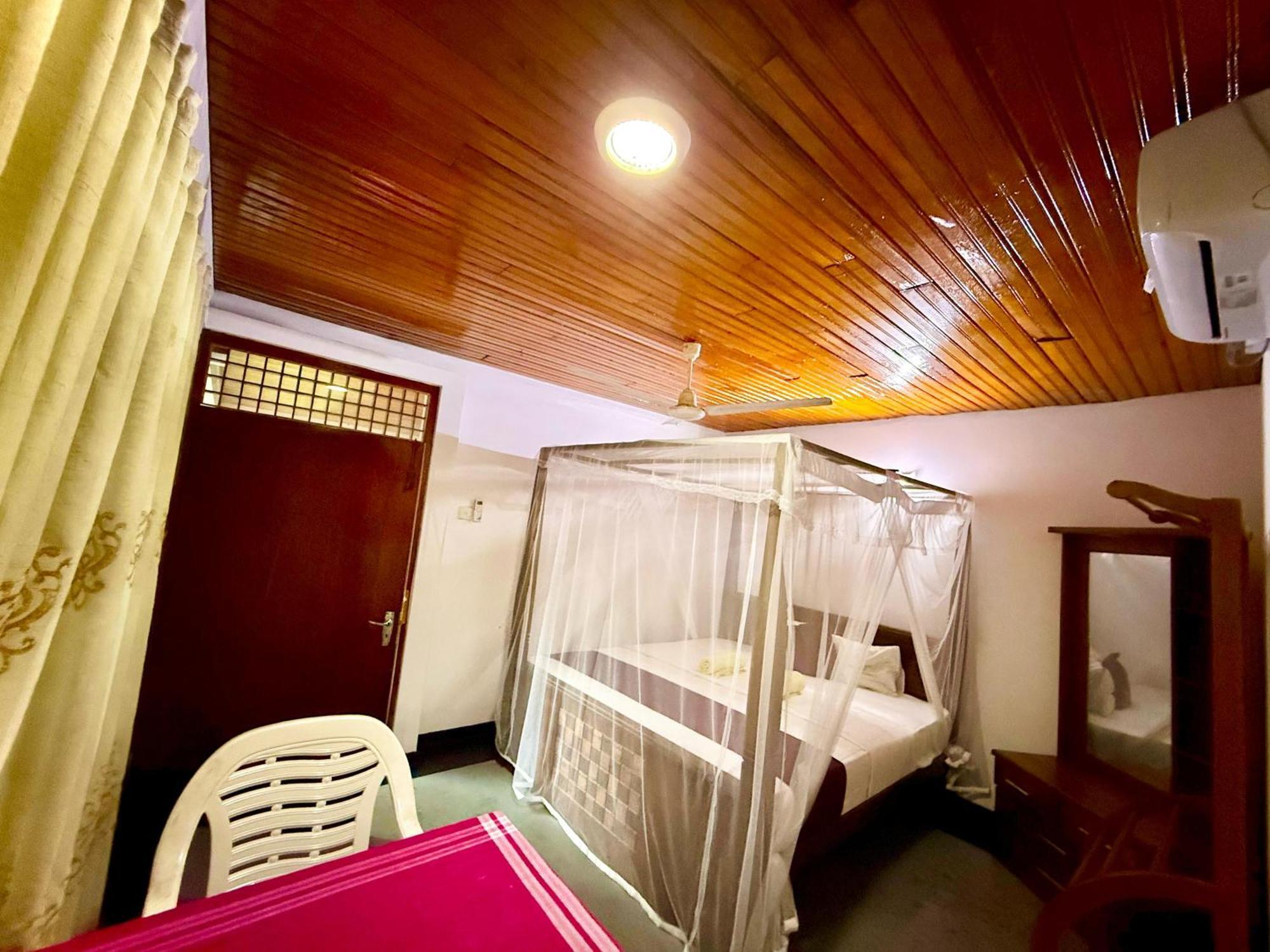 Serendipity Beach Unawatuna Extérieur photo