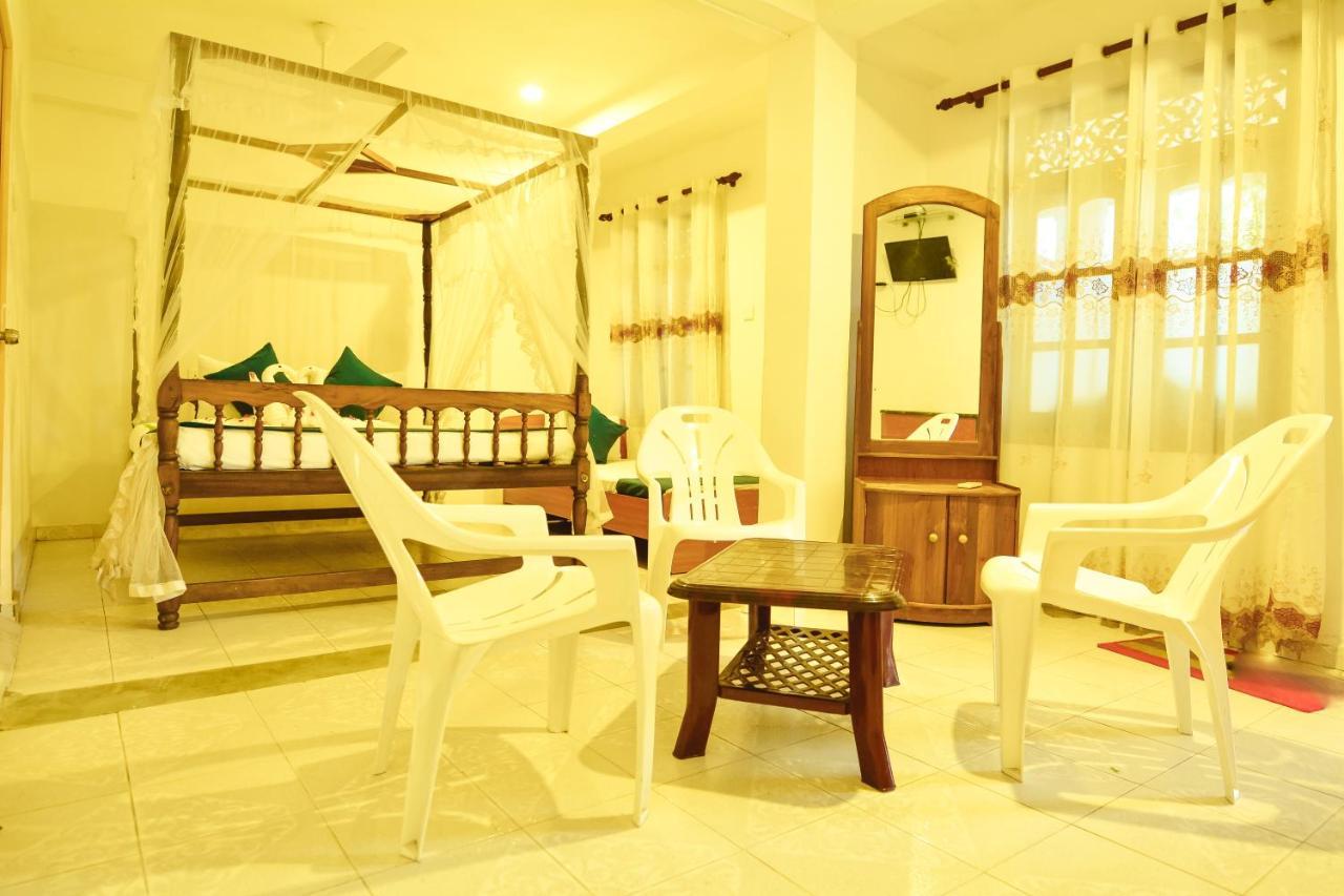 Serendipity Beach Unawatuna Extérieur photo